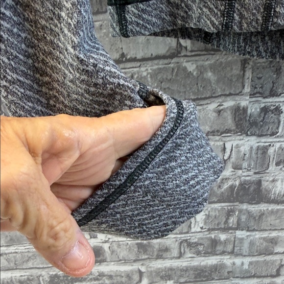 Lululemon zip up Gray‎ Jacket - Picture 4 of 11